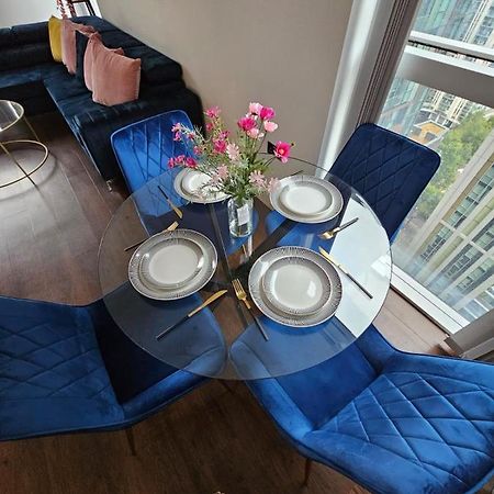 2 Bed Luxurious Apartments Canary Wharf Londen Buitenkant foto