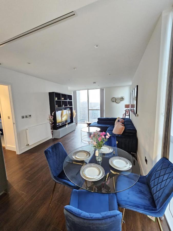 2 Bed Luxurious Apartments Canary Wharf Londen Buitenkant foto